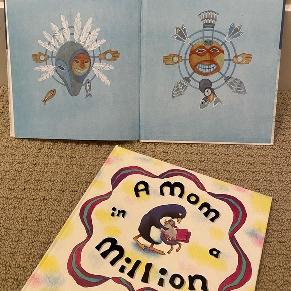 2 x “Mom” Hardcover books - Picture 10 of 10